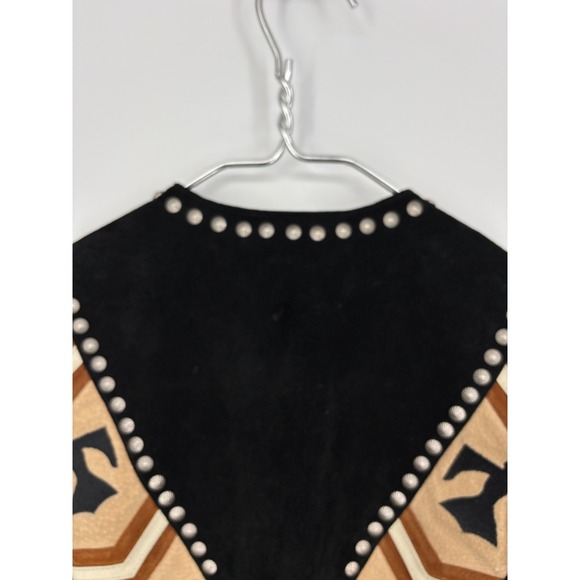 Cripple Creek Shawl Vest Western Leather Studded Bead Fringe Capelet Poncho - Picture 4 of 8